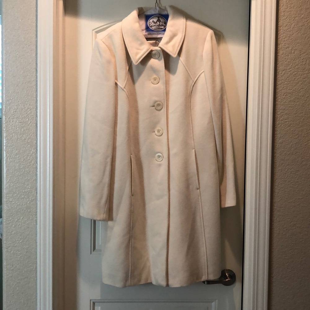 Ivory wool coat. Size 16